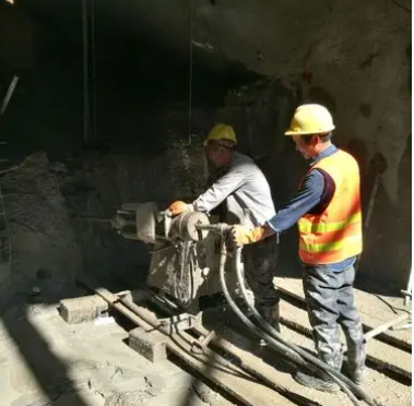 张家口水下抗分散灌浆料特点 水下不分散注浆料介绍